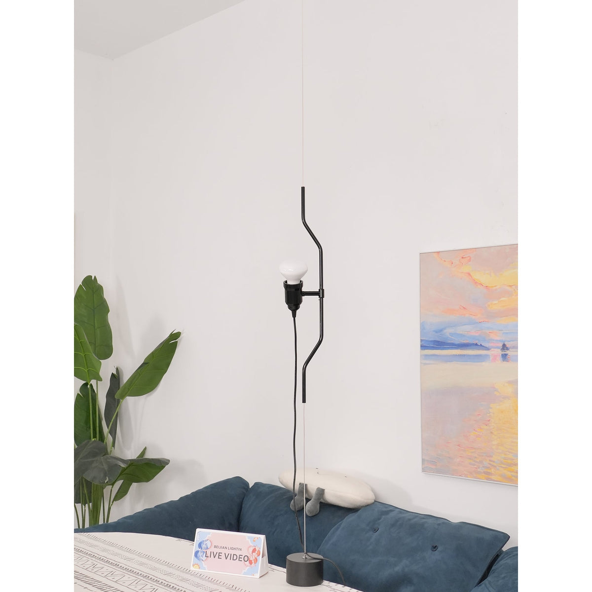 Ilthair Modern Minimalist Pendant Light