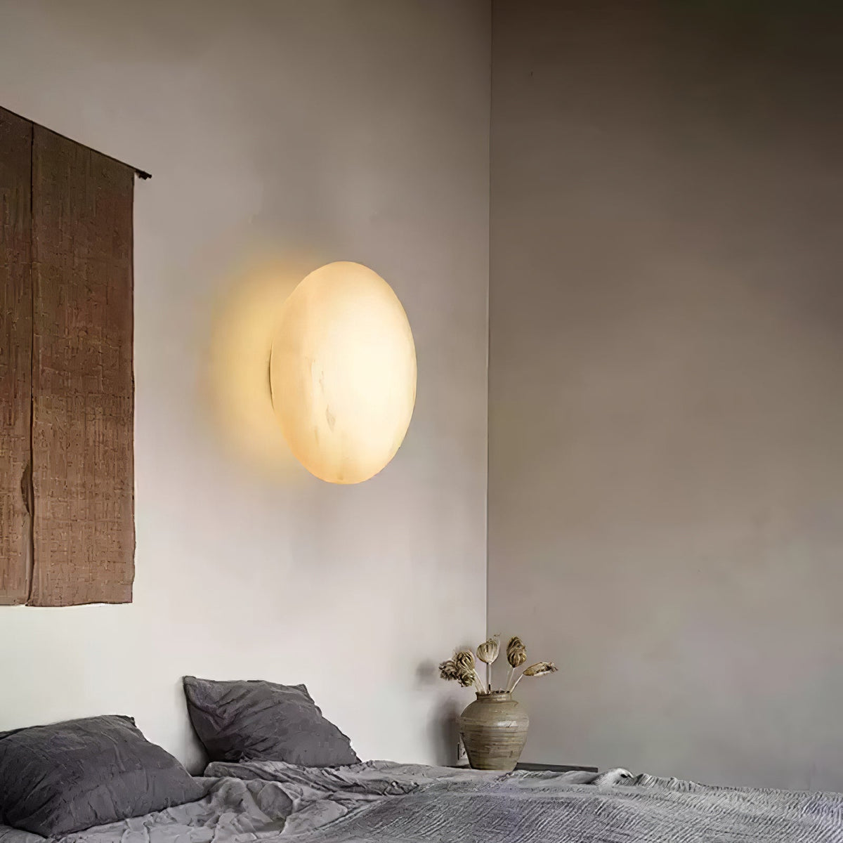 Eurthais Minimalist Alabaster Wall Light