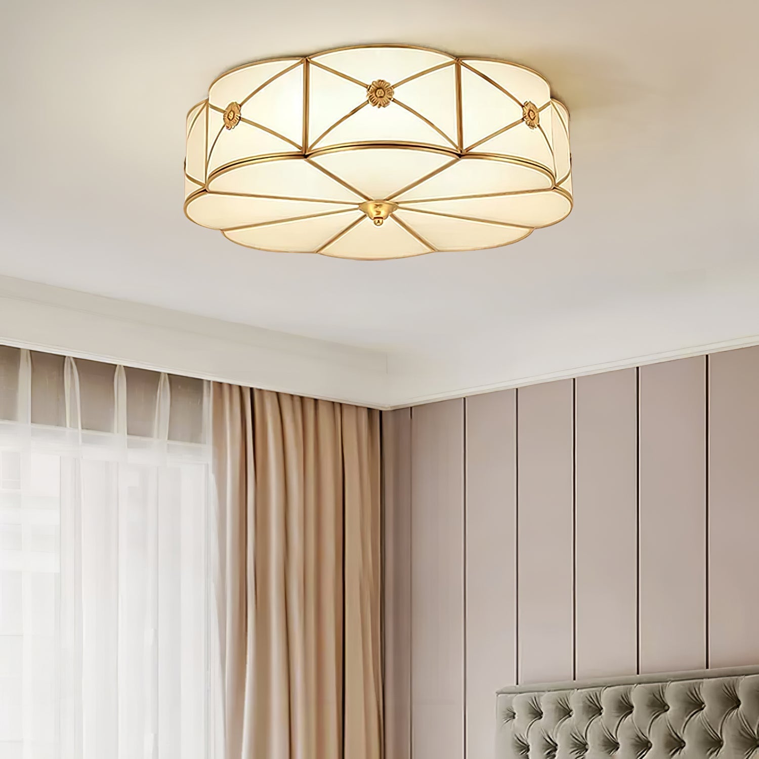 Solara Ceiling Lamp Brass Scalloped Frosted Classic