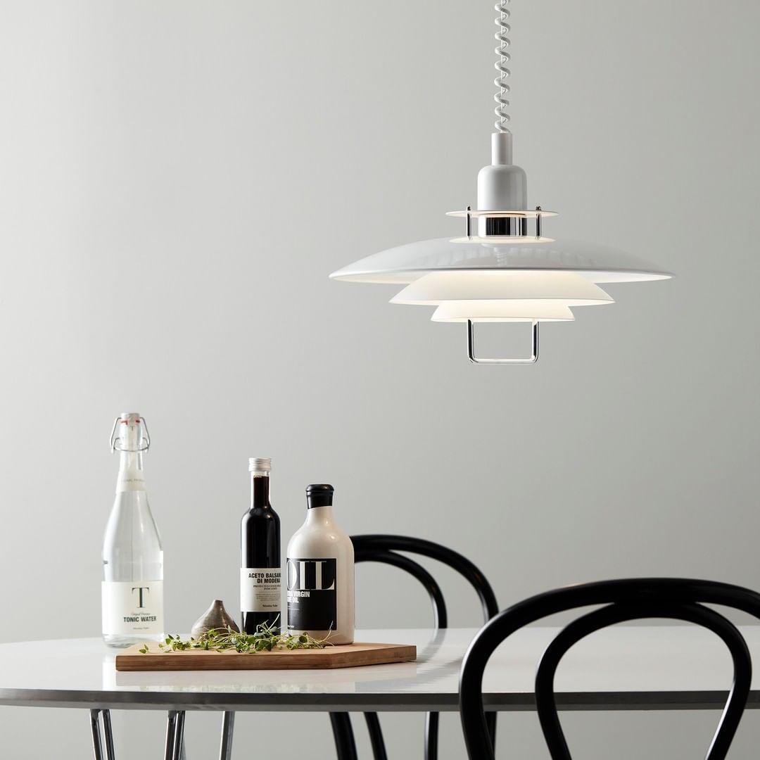 Arithra Aluminum Glam Pendant Lamp