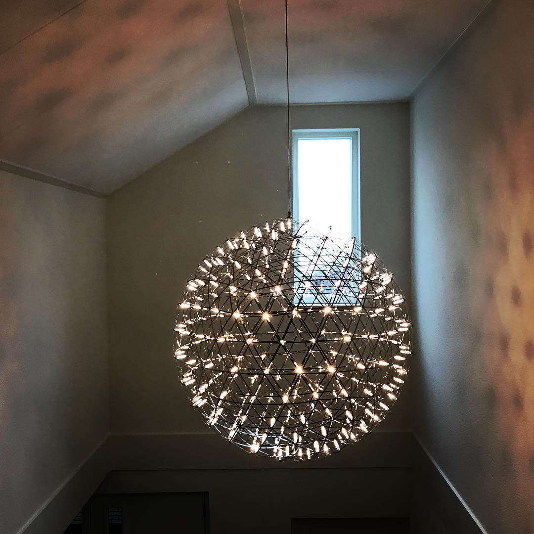 Evsoriel Modern Minimalist Pendant Light