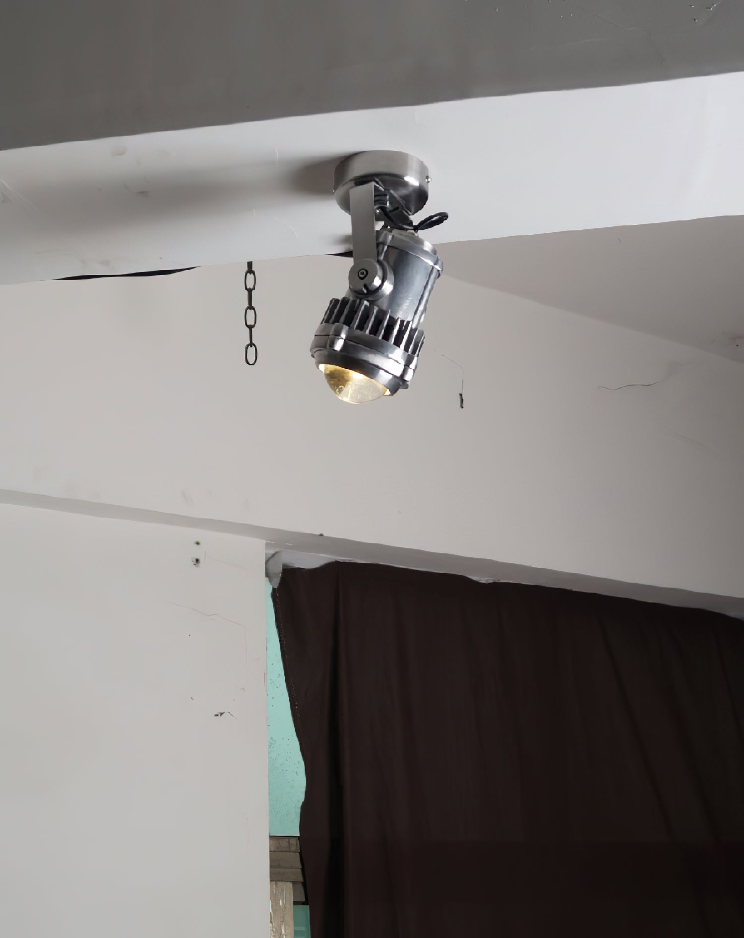 Ivinan Retro Industrial Glass Spotlight