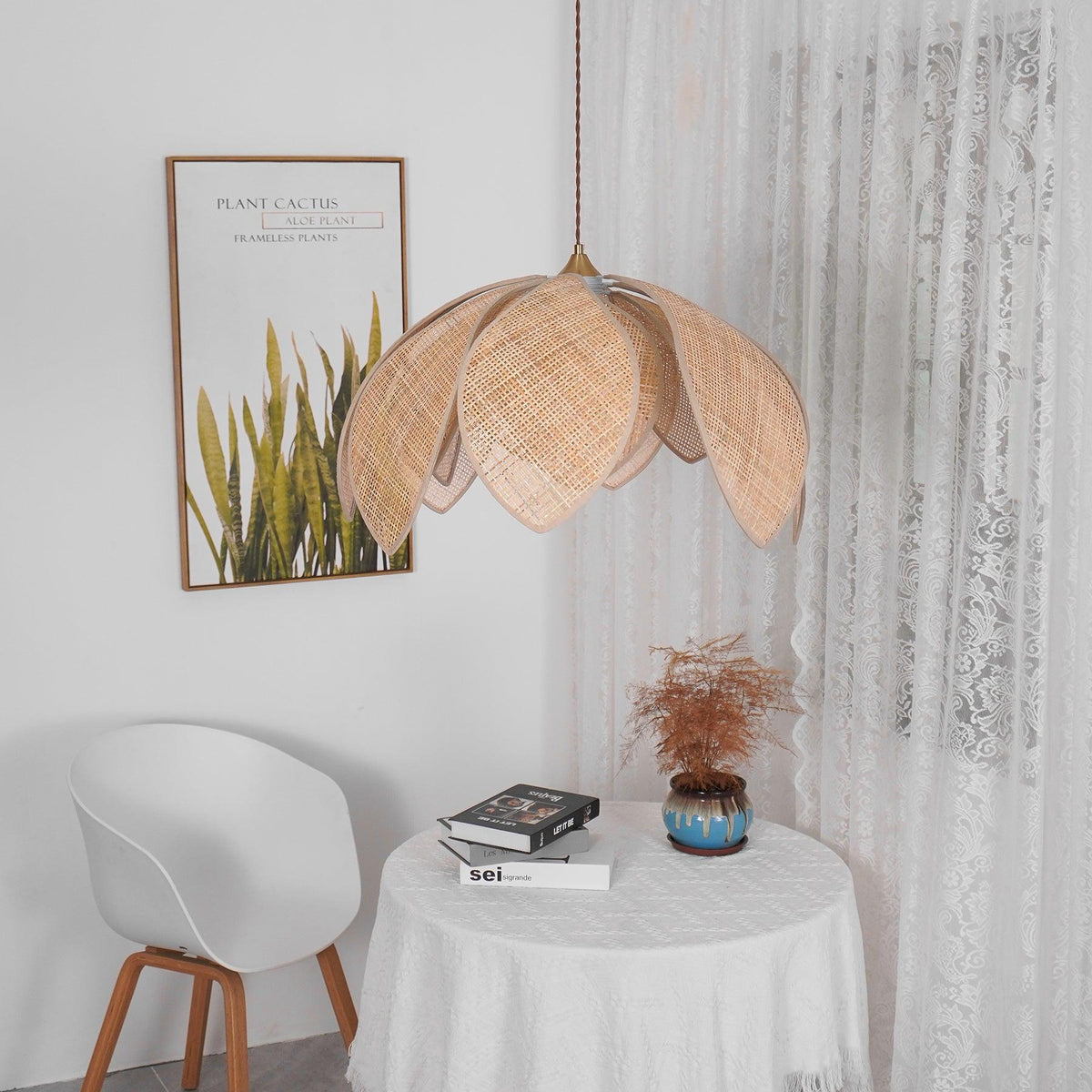 Fionel Rattan Pendant Lamp