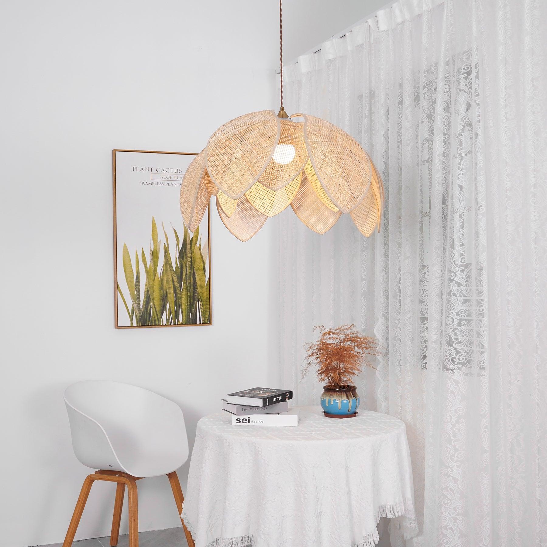 Fionel Rattan Pendant Lamp