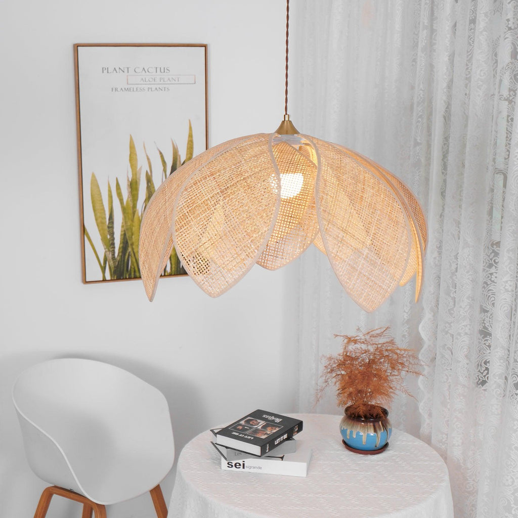 Fionel Rattan Pendant Lamp