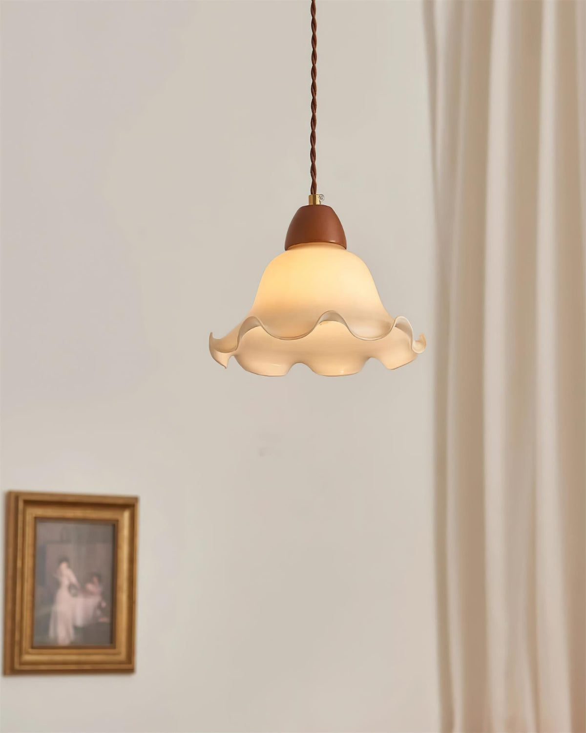 Glyna Wavy Glass Pendant Light