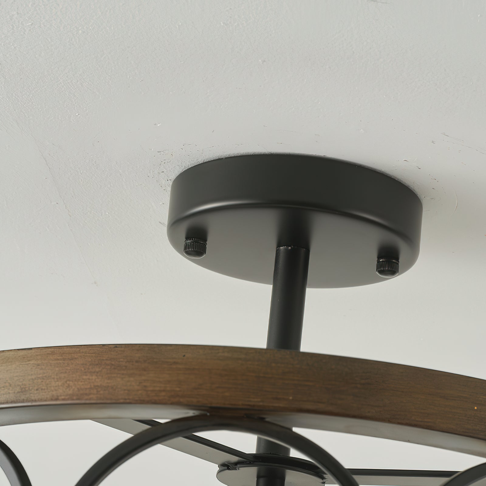Arthaen Vintage Industrial Ceiling Light