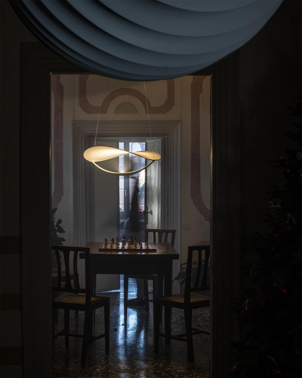 Shield Pendant Lamp Curved Organic Minimalist