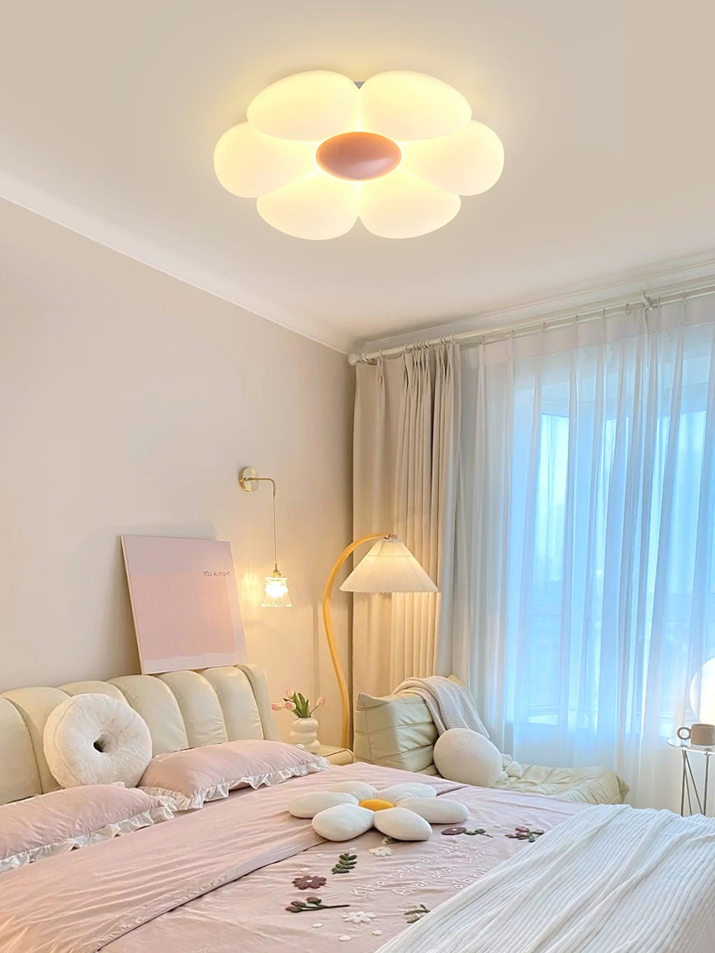 Solara Ceiling Lamp Six-Leaf Flower for Kids Room