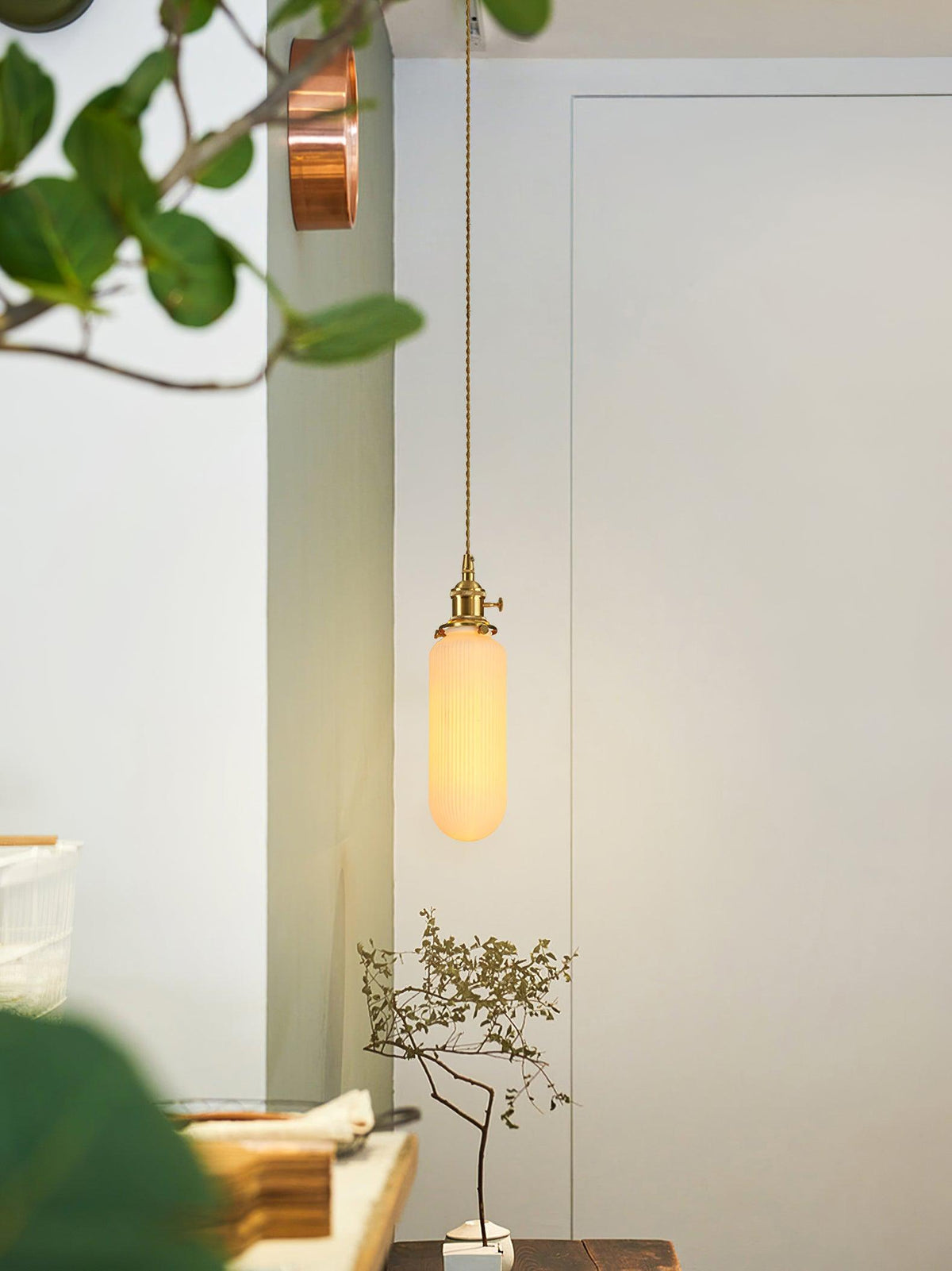 Liora Vintage Ceramic Pendant Light