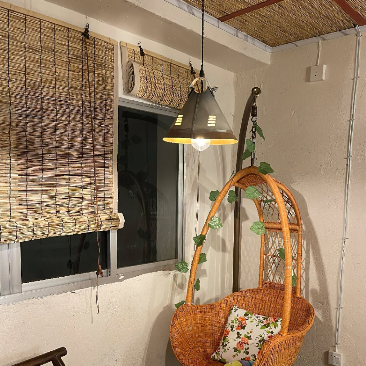 Elorus Vintage Modern Minimalist Pendant Light