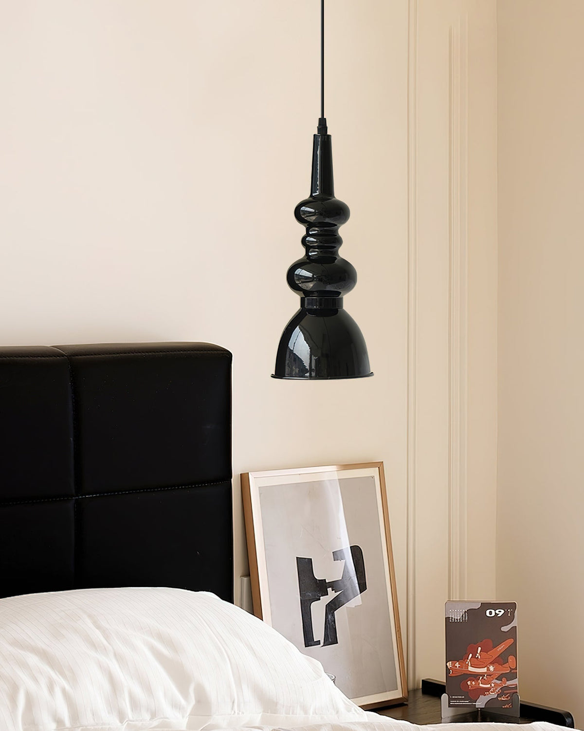 Aurvaror Nordic Art Noir Pendant Light