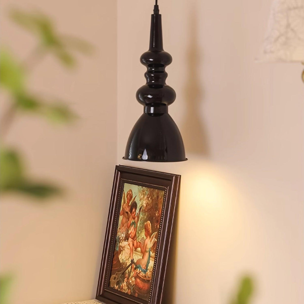 Aurvaror Nordic Art Noir Pendant Light