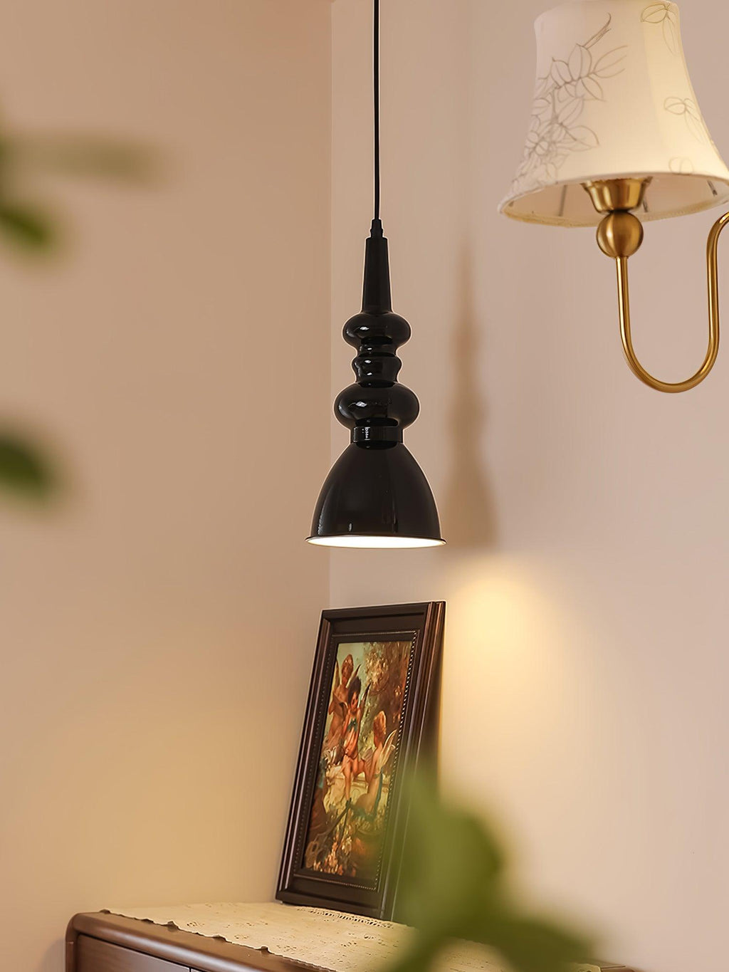 Aurvaror Nordic Art Noir Pendant Light