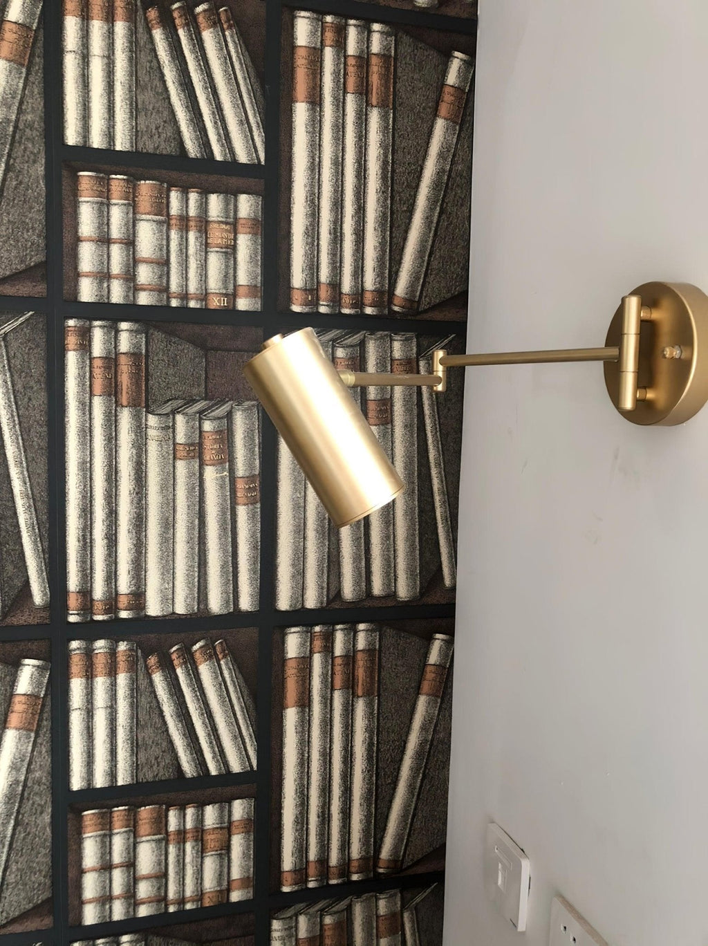 Lustra Wall Sconce Brass Swing Arm Adjustable