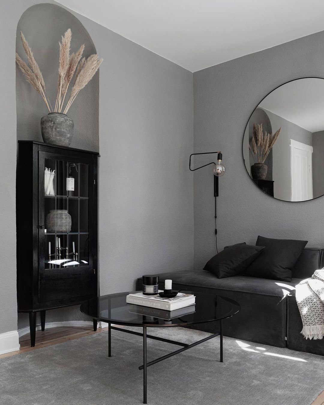Ersora Modern Minimalist Swing Plug-in Wall Lamp