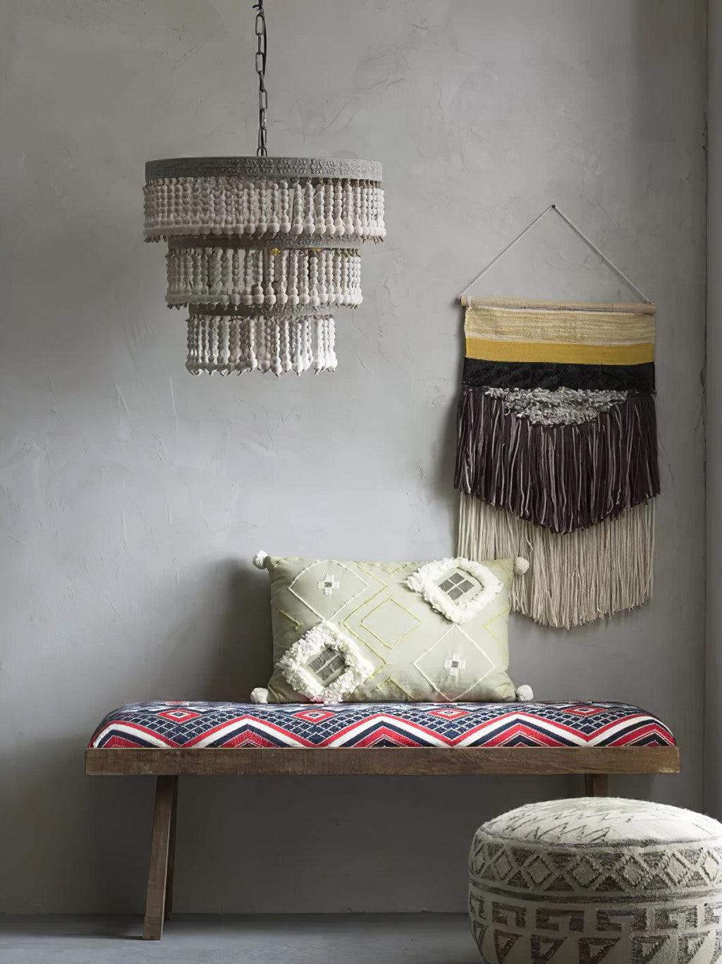 Lustra Chandelier Three Tiered Wood Beaded