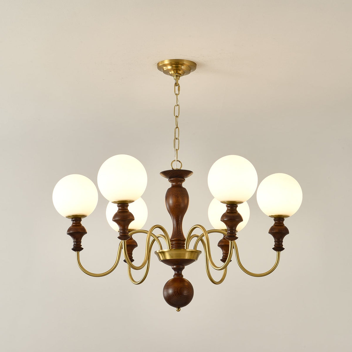 Lustra Chandelier Wood & Brass Timeless Globe