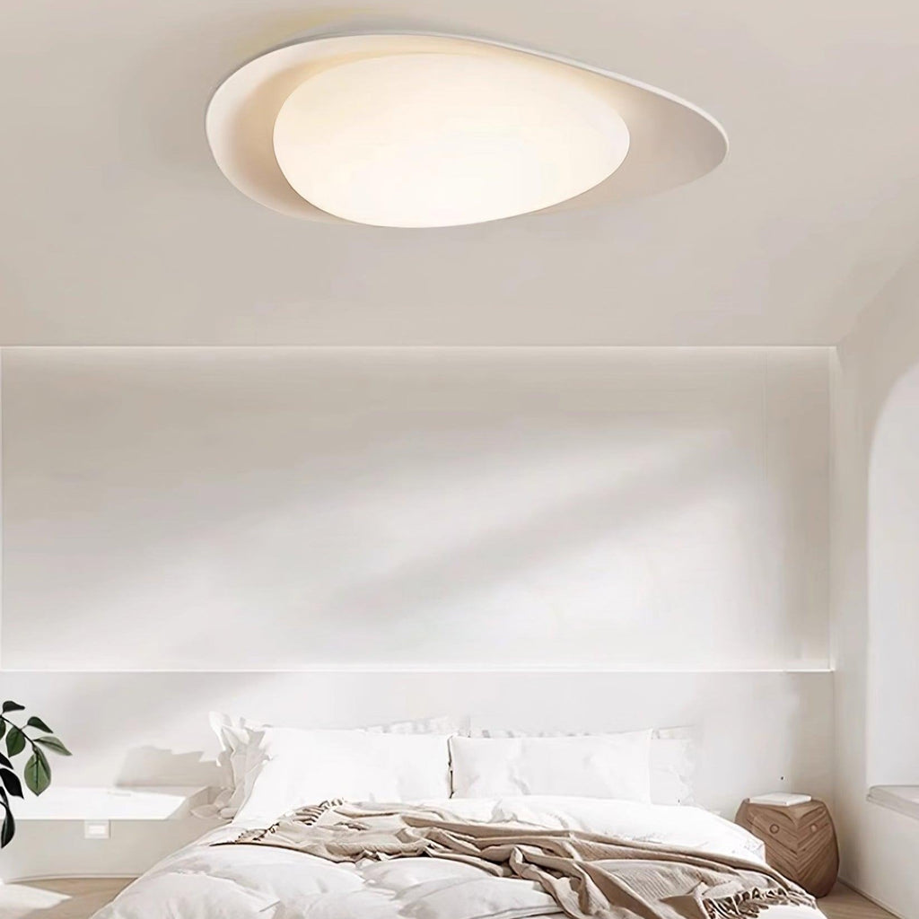 Aria Ceiling Lamp Green&Beige Pebble Shape
