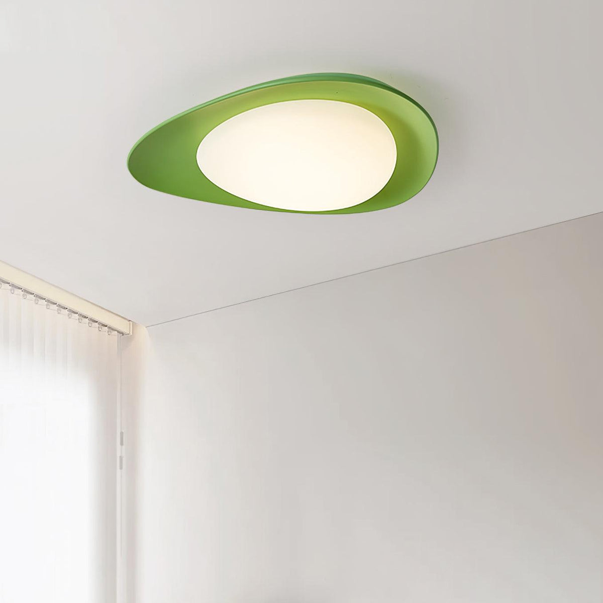 Aria Ceiling Lamp Green&Beige Pebble Shape
