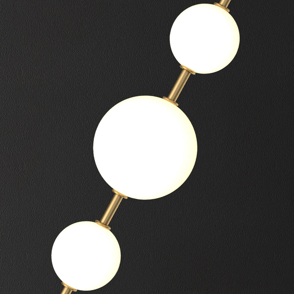 Lustra Wall Lamp Vertical Globe Minimalist