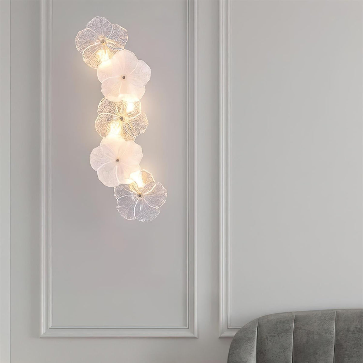 Givelle Floral Wall Lamp