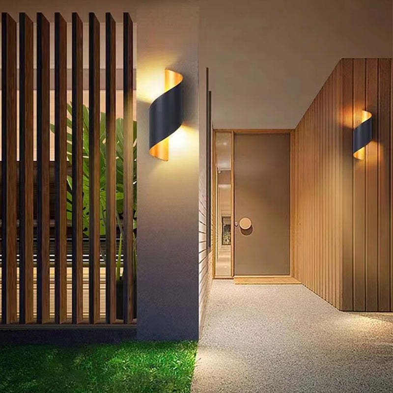 Ray Modern Conch Shape Indoor Wall Lamp