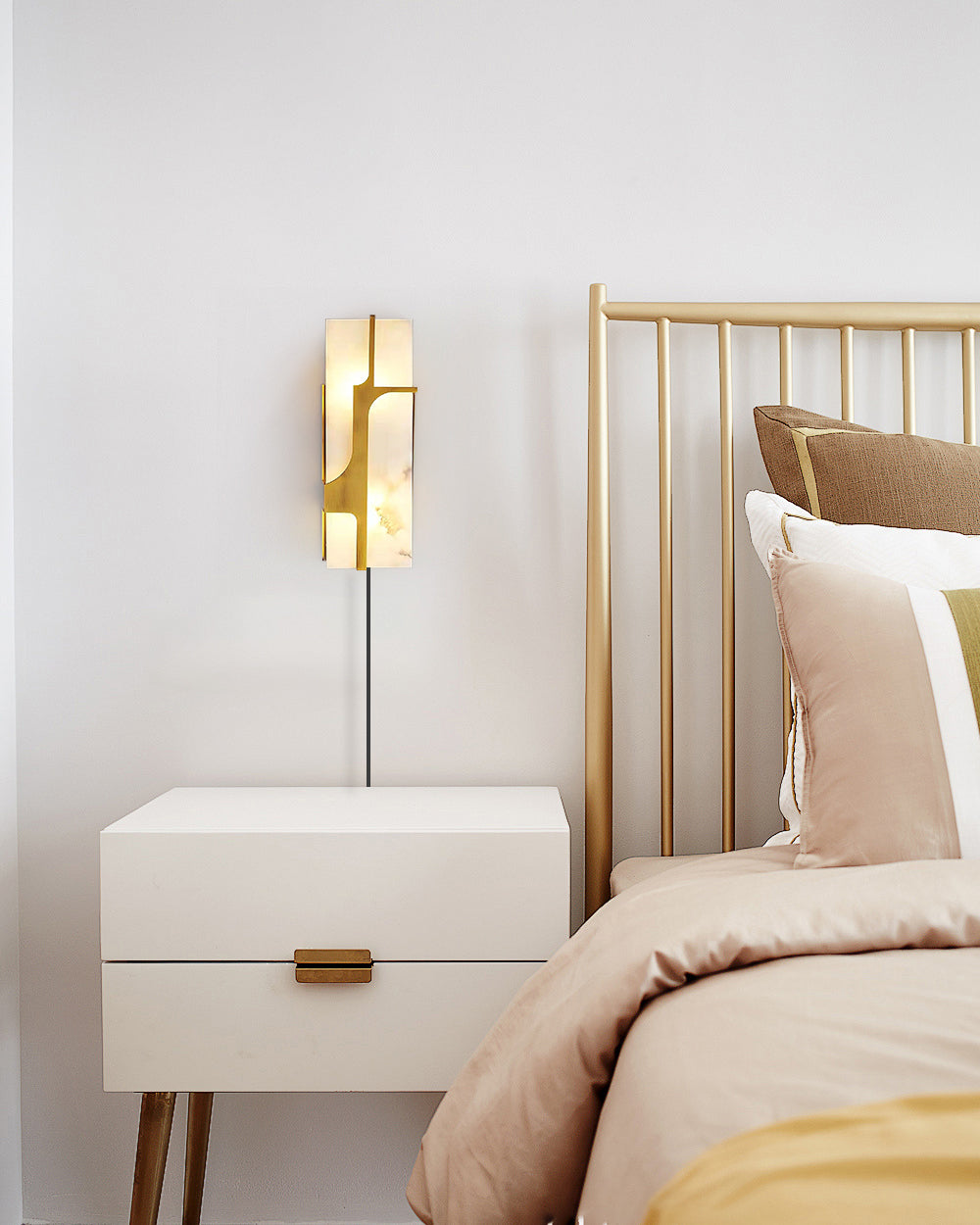 Ariel Wall Lamp Plug-In Bronze & Alabaster